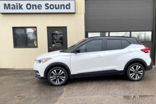 2020 Hyundai Kicks with professional window tint in North Bay